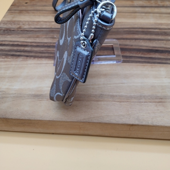 Coach Large Gray Signature Logo Patterned Wristlet, EUC - Picture 5 of 8